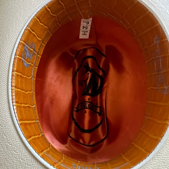 Cowboy Hat - Picture 4 of 5